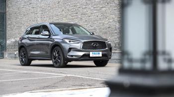 英菲尼迪QX50：380牛·米+四驱，动力强过X3，还有沃德十佳内饰  -图1