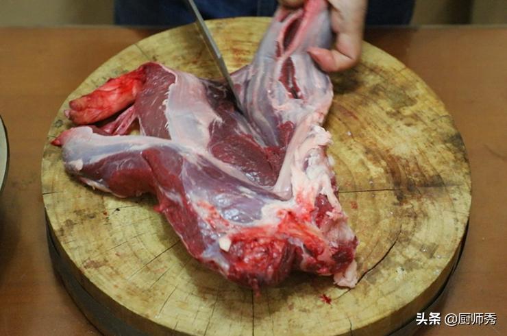 大厨教你在家怎么卤牛肉？配料简单又家常，轻松在家卤牛肉  -图3