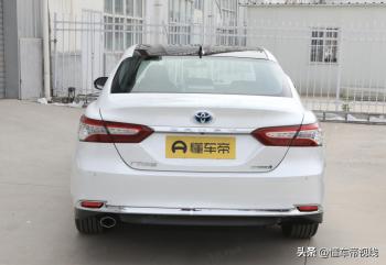 新车｜20.98万元起 价格/配置表现如何？2023款凯美瑞双擎到店实拍  -图4